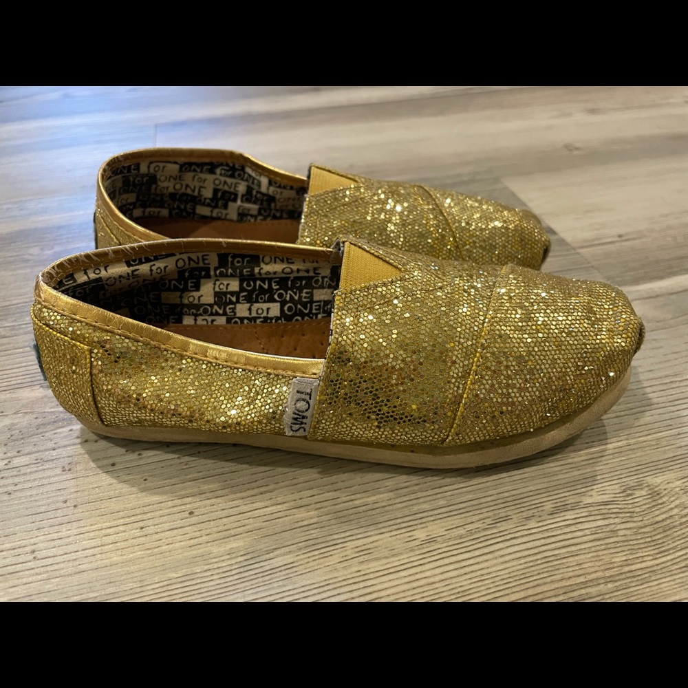 Girls Gold Glitter Toms Youth Size 1.5